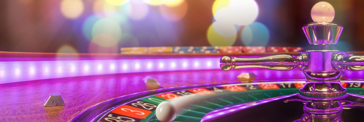 Na co uważać, korzystając z bonusów powitalnych w kasynach online?